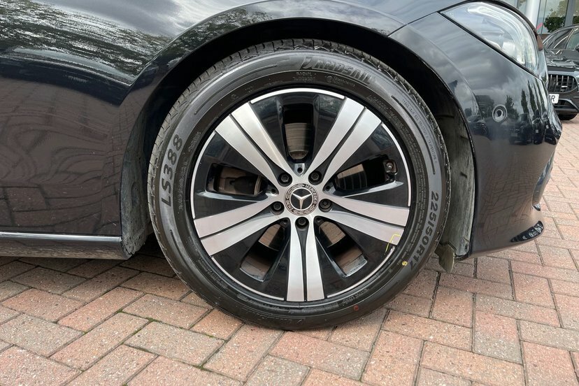 Mercedes-Benz C Class 2.0 C220dh Mhev Sport Saloon Hybrid G-t Black #4