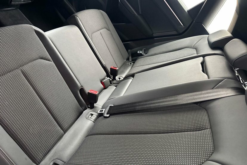 Audi Q3 35 Tfsi S Line Black #8