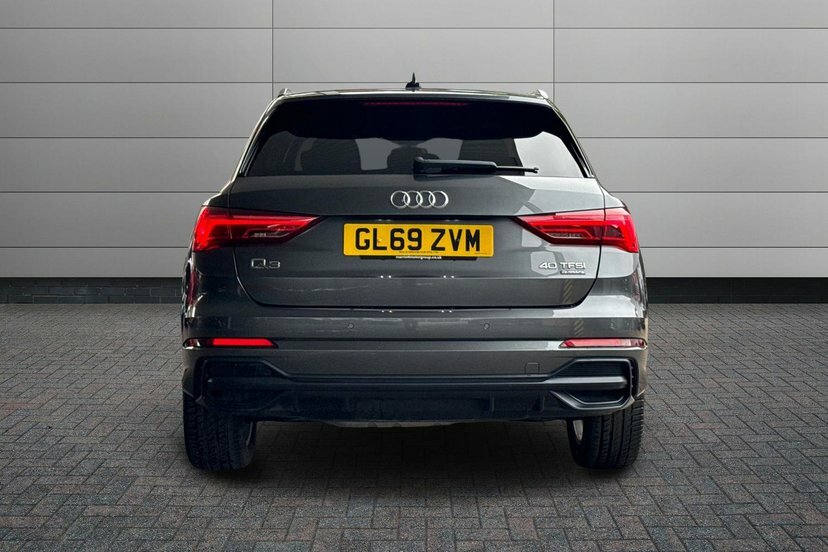 Audi Q3 35 Tfsi S Line Black #11