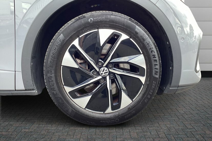 Volkswagen ID.5 Pro 77Kwh Style Suv 174 Ps Grey #5