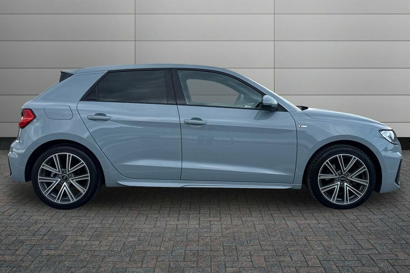 Audi A1 1.5 Tfsi 35 S Line Sportback S Tronic Grey #4