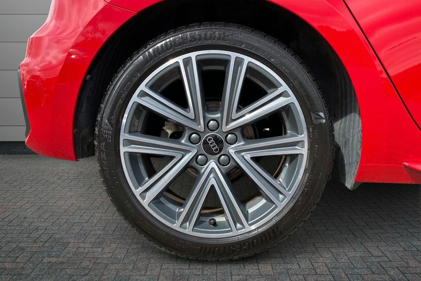 Audi A1 30 Tfsi Black Edition S Tronic Tech Pack 202 Silver #5
