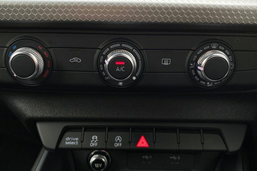 Audi A1 30 Tfsi Black Edition S Tronic Tech Pack 202 Silver #23