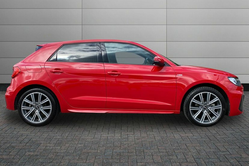 Audi A1 30 Tfsi Black Edition S Tronic Tech Pack 202 Silver #4