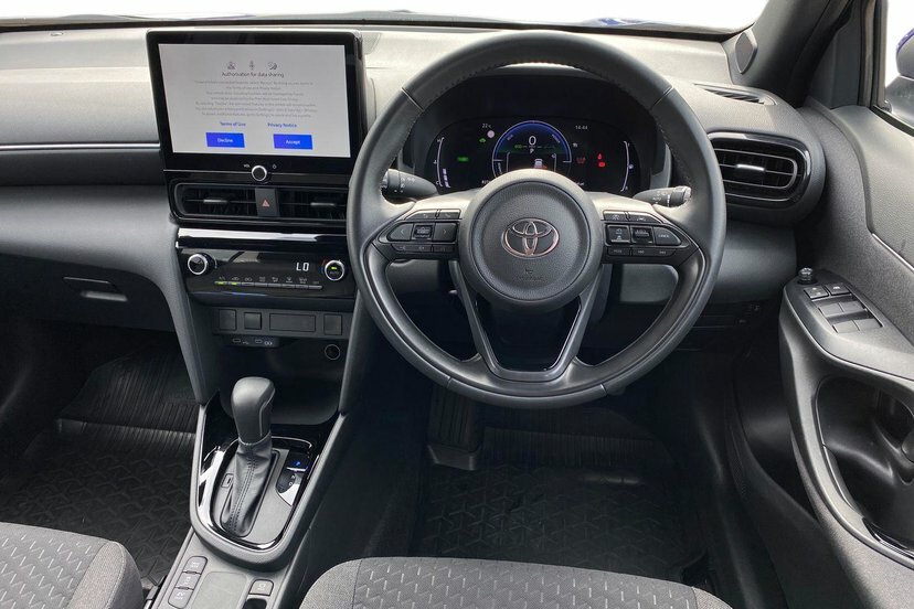Toyota Yaris Cross 1.5 Vvt-h Design Suv Hybrid E-cvt 116 Blue #5
