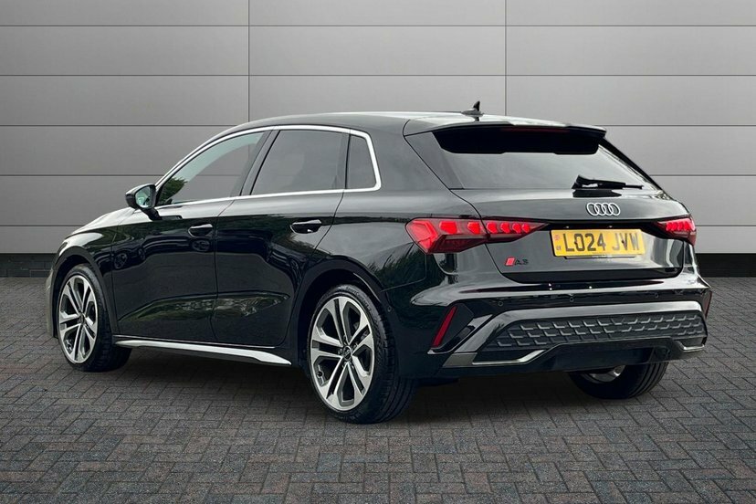Audi A3 30 Tfsi S Line S Tronic Black #3