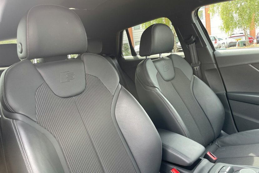 Audi Q2 30 Tfsi 116 Black Edition Tech Black #32