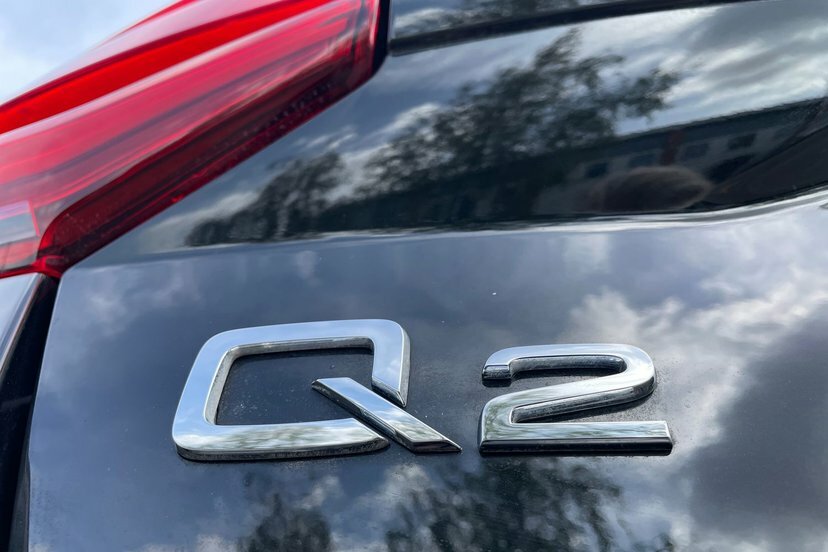Audi Q2 30 Tfsi 116 Black Edition Tech Black #17