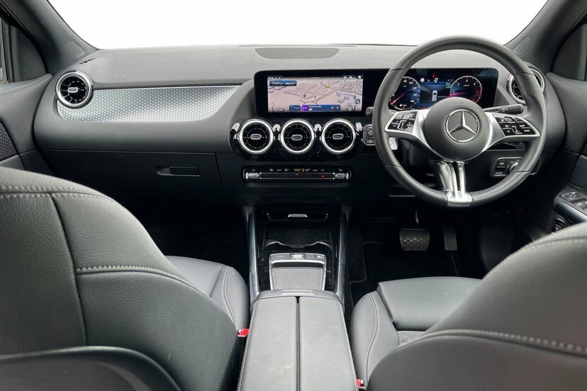 Mercedes-Benz GLA Class Suv White #7