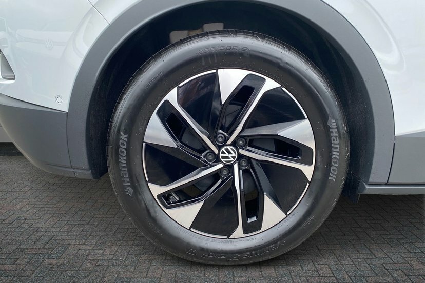 Volkswagen ID.4 Pro 79Kwh Match Suv 286 Ps White #5