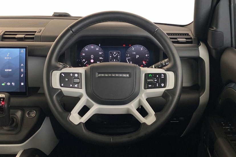 Land Rover Defender 110 3.0 D250 X-dynamic Se 110 Black #15