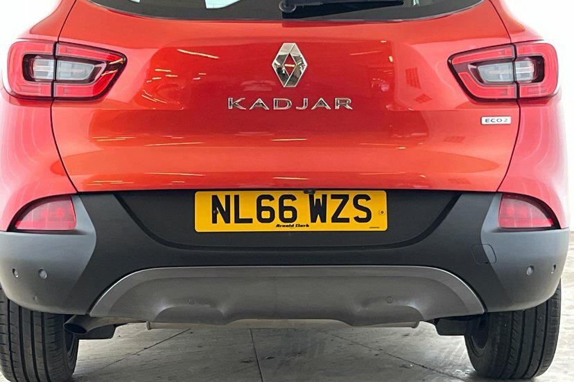Renault Kadjar 1.5 Dynamique S Nav Dci 110 Bhp White #25