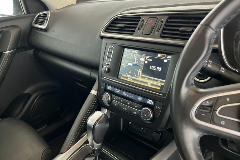 Renault Kadjar 1.5 Dynamique S Nav Dci 110 Bhp White #43