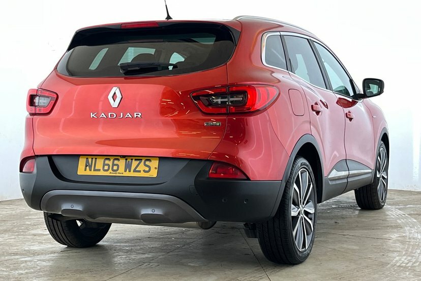 Renault Kadjar 1.5 Dynamique S Nav Dci 110 Bhp White #26