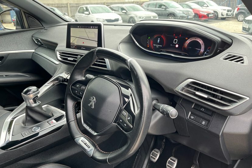 Peugeot 3008 1.2 Puretech Active 2017 Brown #27