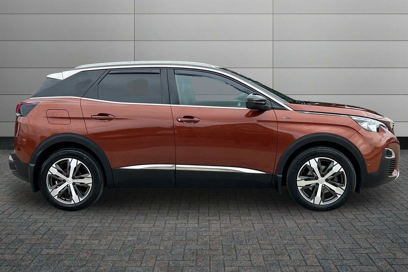 Peugeot 3008 1.2 Puretech Gt Line Suv 130 Ps Brown #4