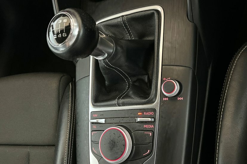 Audi A3 1.6 Tdi S Line Euro 6 Ss Black #8