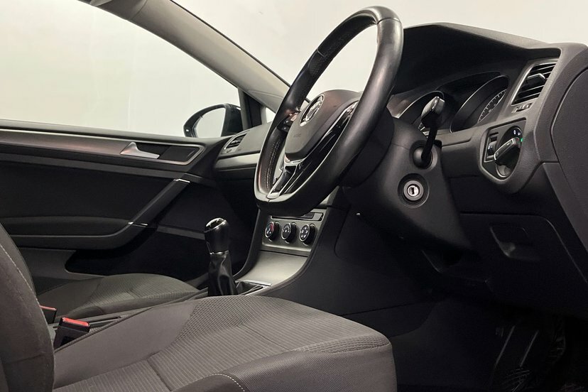 Volkswagen Golf Golf Se Bluemotion Technology Tdi Black #11