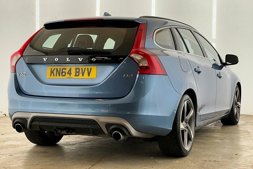 Volvo V60 2015 1.6 D2 R-design Nav Estate Powersh Red #27