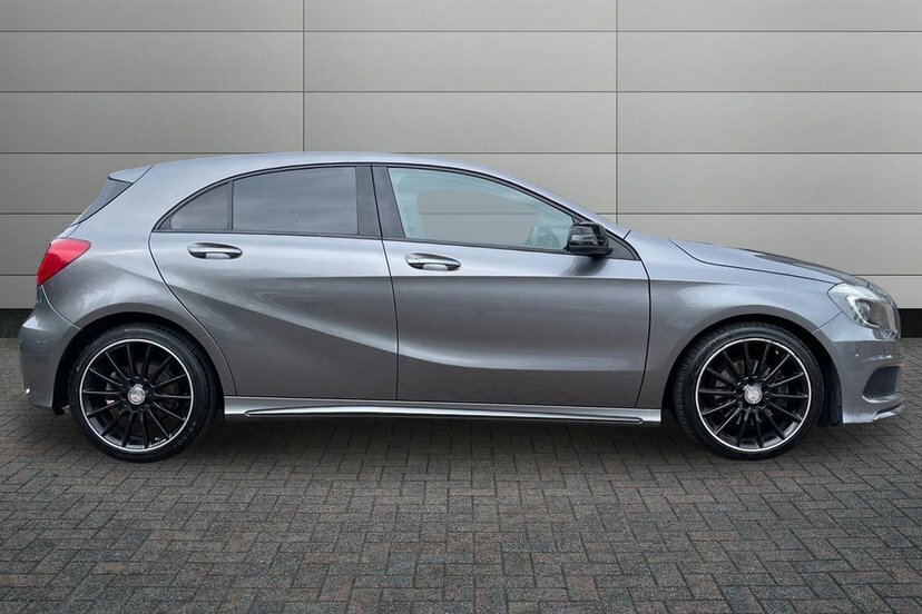 Mercedes-Benz A Class 1.5 A180 Cdi Amg Sport Hatchback 7G-dct Grey #3