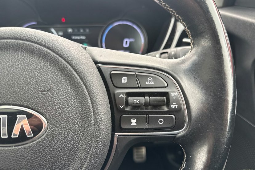 Kia e-Niro 64Kwh 4 Plus Suv Red #26