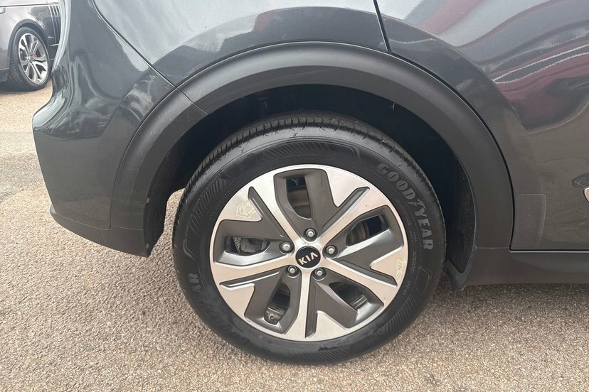 Kia e-Niro 64Kwh 4 Plus Suv Red #12
