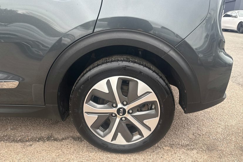 Kia e-Niro 64Kwh 4 Plus Suv Red #13