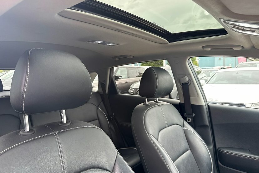 Kia e-Niro 64Kwh 4 Plus Suv Red #20