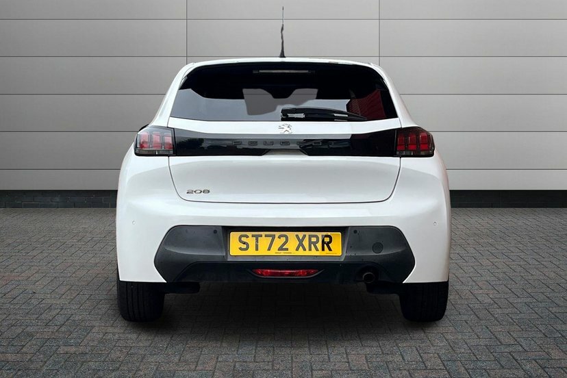 Peugeot 208 Puretech Active Premium Plus Ss Black #12