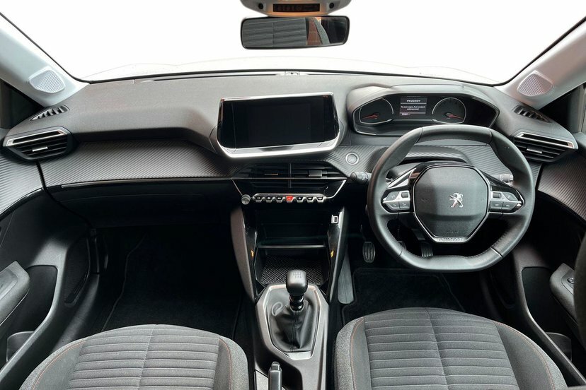 Peugeot 208 1.2 Puretech Active Premium Hatchback White #6