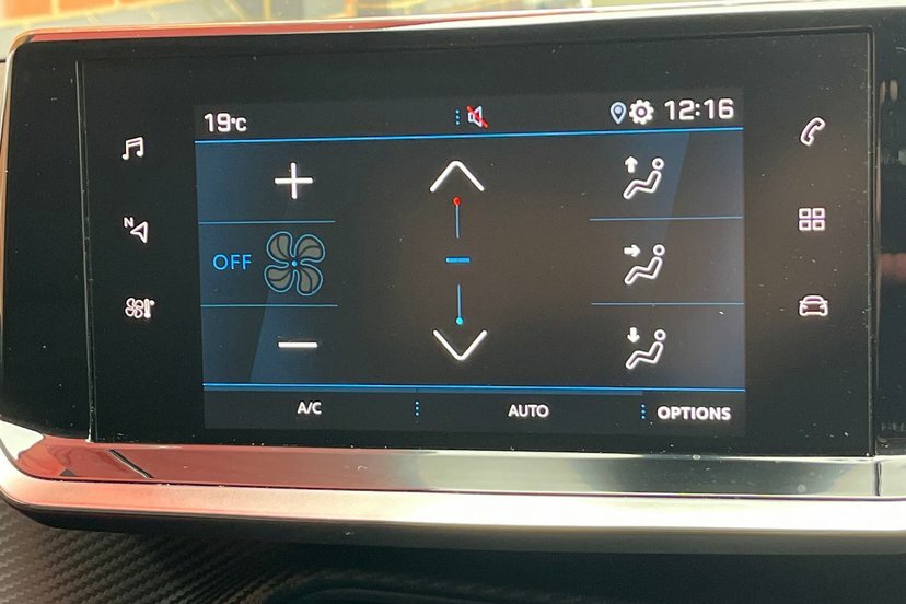 Peugeot 208 Puretech Active Premium Plus Ss Black #19