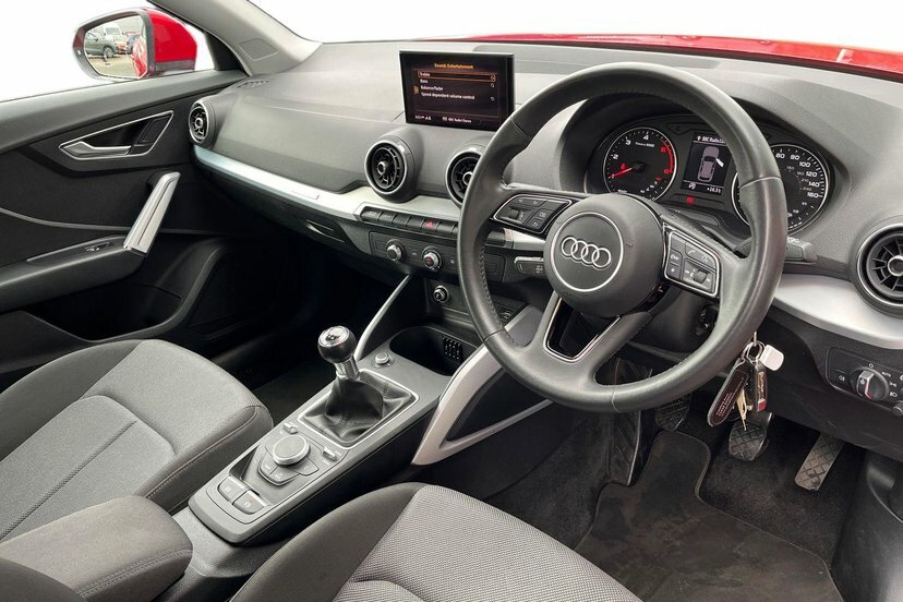 Audi Q2 1.6 Tdi 30 Sport Suv 116 Ps Red #6