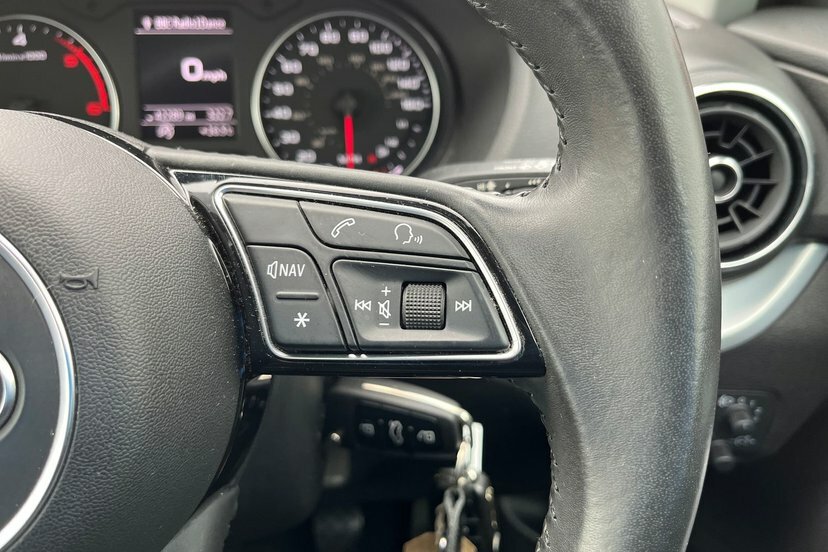 Audi Q2 1.6 Tdi S Line 114 Bhp Grey #22