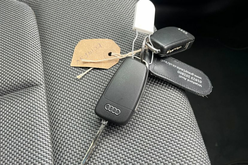 Audi Q2 1.6 Tdi S Line 114 Bhp Grey #25