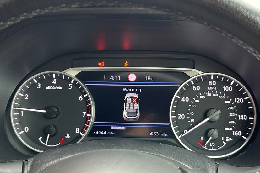 Nissan Juke Acenta Dig-t Red #17