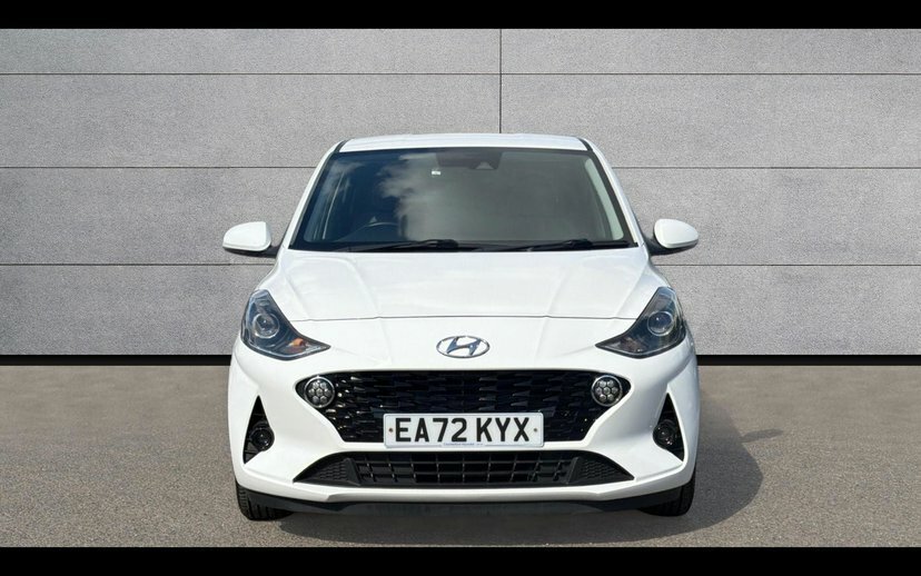 Hyundai I10 Hatchback Green #16