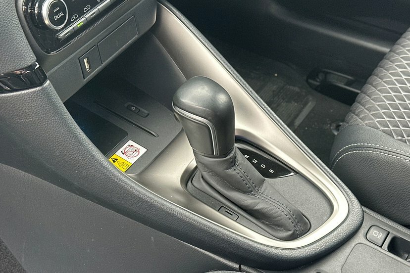 Mazda 2 1.5 E-skyactiv G Mhev Gt Sport Black #8