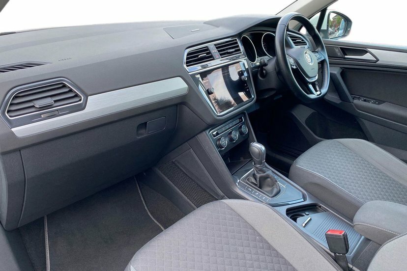 Volkswagen Tiguan 1.5 Tsi Evo Match Suv Dsg 150 Ps White #2