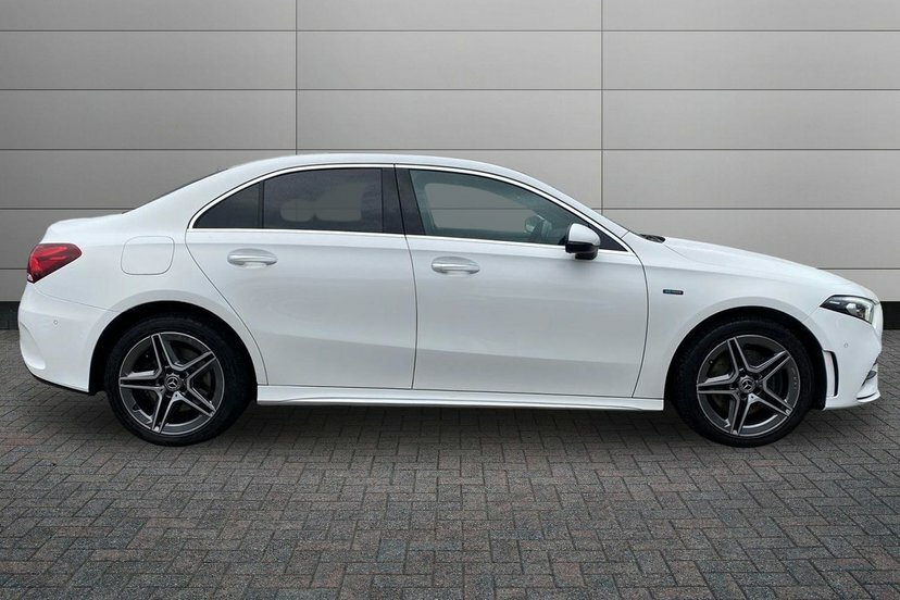 Mercedes-Benz A Class 1.3 A250e 15.6Kwh Amg Line Premium Plus 2 Saloon White #3