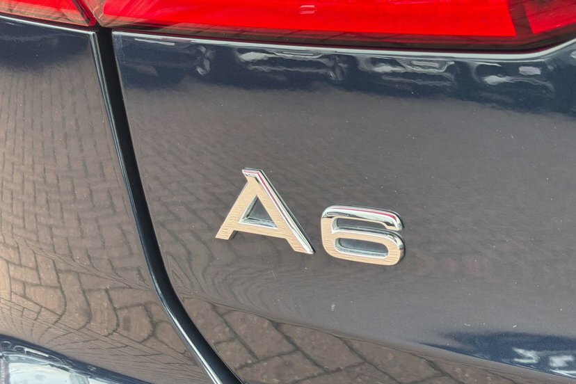 Audi A6 Avant Sport Black #13