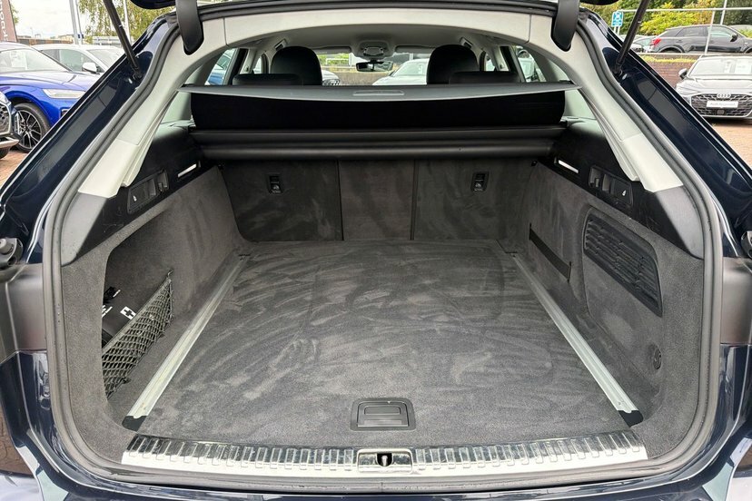 Audi A6 Avant Sport Black #11