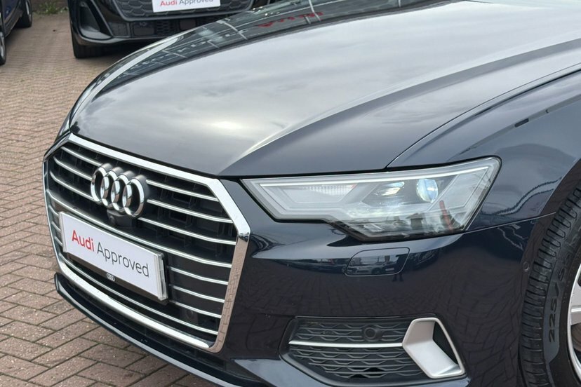 Audi A6 Avant Sport Black #26