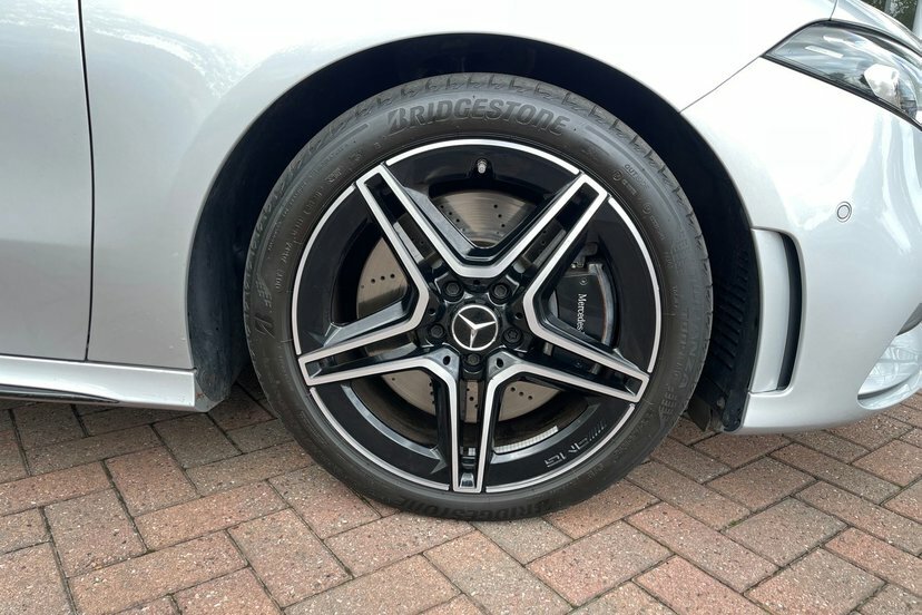 Mercedes-Benz A Class 2.0 A250 Amg Line Edition Premium Plus Hatchback Silver #4