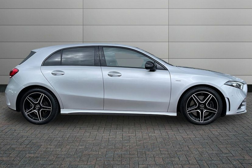 Mercedes-Benz A Class 2.0 A250 Amg Line Edition Premium Plus Hatchback Silver #3