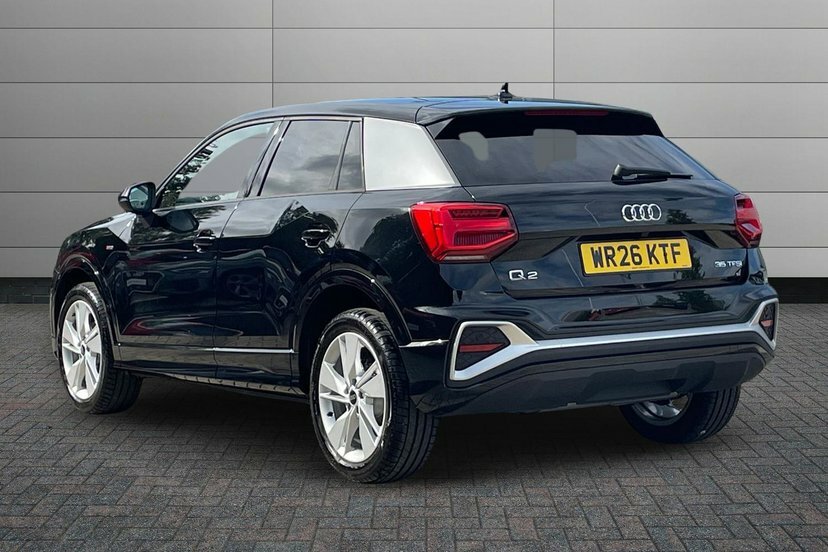 Audi Q2 1.5 Tfsi Cod 35 S Line Suv S Tronic 15 Black #3