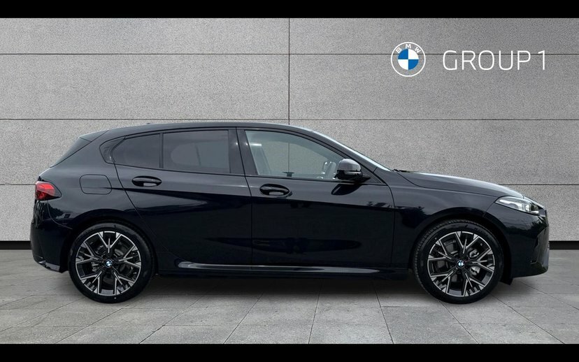 BMW 1 Series 120 M Sport Black #3