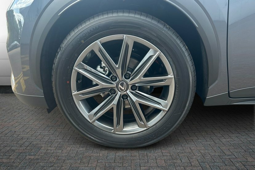 Lexus LBX 1.5 Vvt-ie Premium Plus Suv Hybrid E-cv Grey #5
