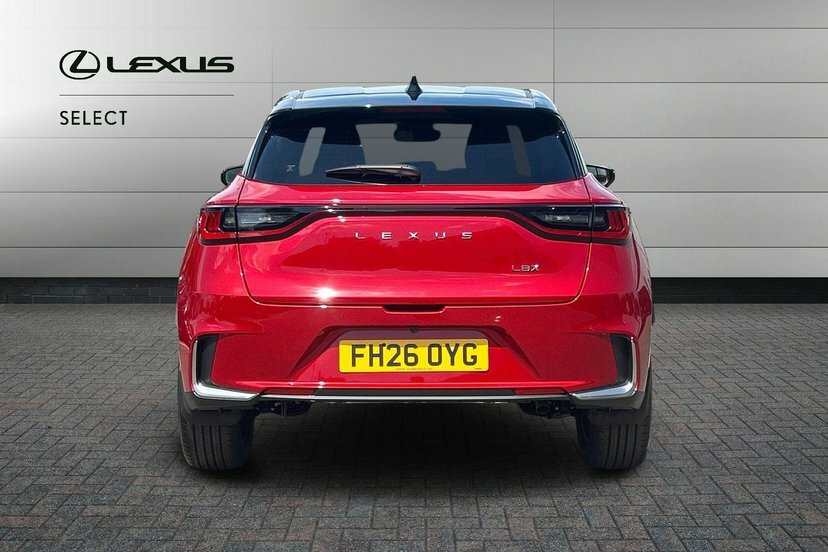 Lexus LBX 1.5 Vibrant Edition E-cvt Bi-tone Red #10