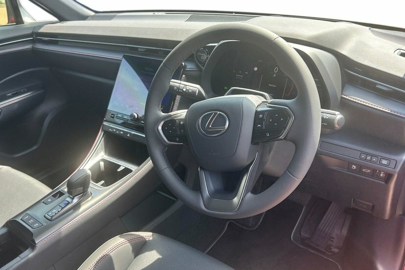 Lexus LBX 1.5 Vvt-ie Premium Plus Suv Hybrid E-cv  #6