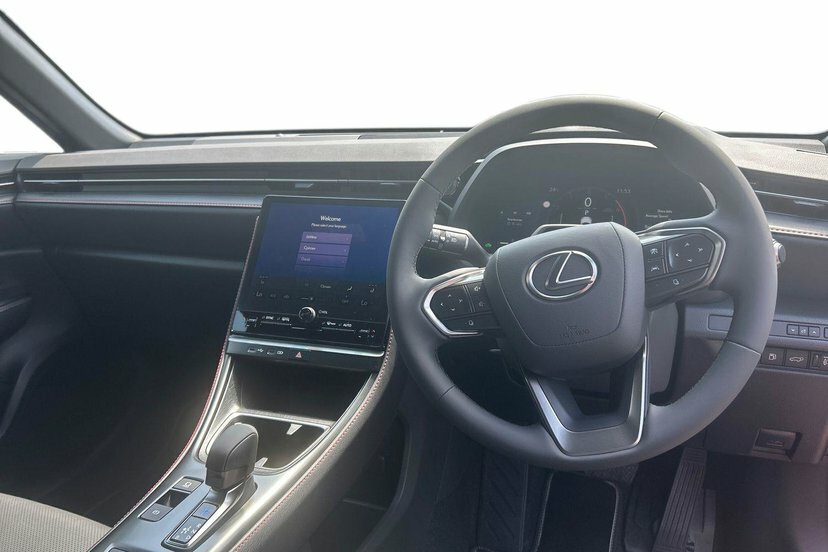 Lexus LBX 1.5 Vibrant Edition E-cvt Bi-tone Red #12